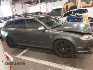 2008 Audi S4 z VIN WAUUL78E98A168935, wystawiony jako IAAI lot #41691662 z przebiegiem 94 143 mil mil oraz . Historia ofert i sprzedaży dostępna na DreamBid. Obrazek 13.