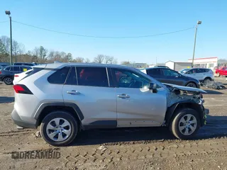2023 Toyota RAV4 LE with VIN 2T3F1RFV0PW368392, listed as a IAAI auction lot 41444002 with 45,924 mi miles. Bid and sale history available at carsss.com. Image 13.