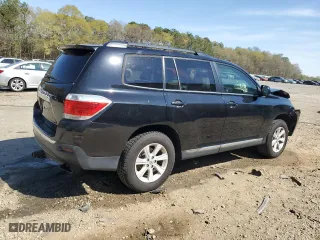 2013 Toyota Highlander with VIN 5TDZK3EH3DS115700, listed as a Copart auction lot 50518195 with 104,040 mi miles and Salvage Title. Bid and sale history available at carsss.com. Image 3.