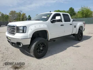2012 GMC Sierra 2500HD SLE z VIN 1GT120C89CF127413, wystawiony jako Copart lot #53246085 z przebiegiem 165 137 mil mil oraz Szkoda całkowita • Salvage title. Historia ofert i sprzedaży dostępna na DreamBid. Obrazek 1.
