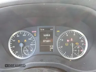 2016 Mercedes-Benz Metris Cargo z VIN WD3PG2EA1G3100067, wystawiony jako IAAI lot #41637257 z przebiegiem 571 601 mil mil oraz . Historia ofert i sprzedaży dostępna na DreamBid. Obrazek 7.