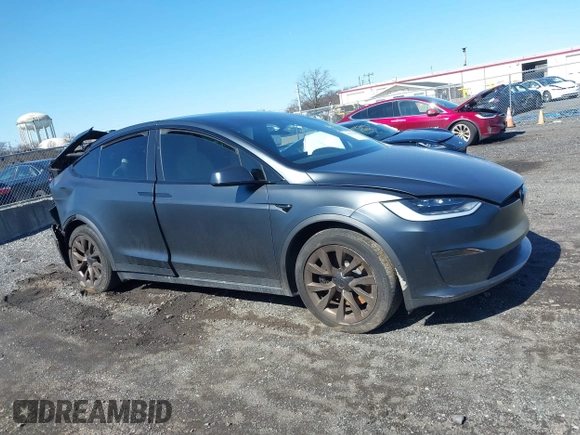 2022 Tesla Model X with VIN 7SAXCDE52NF345835, listed as a IAAI auction lot 41823522 with 24,401 mi miles and . Bid and sale history available at DreamBid. Image 12.