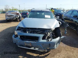 2001 Volvo V70 with VIN YV1SZ58D511026084, listed as a IAAI auction lot 42105983 with 361,165 mi miles and . Bid and sale history available at DreamBid. Image 6.