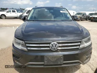 2018 Volkswagen Tiguan S with VIN 3VV1B7AX9JM020833, listed as a Copart auction lot 54539565 with 69,904 mi miles and Salvage title. Bid and sale history available at DreamBid. Image 5.