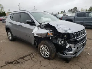 2018 Jeep Compass Sport с VIN 3C4NJDAB0JT100209, выставлен на аукционе Copart как лот 53946635 с пробегом 84 881 миль миль и Списание • Salvage title. История ставок и продаж доступна на DreamBid. Изображение 4.