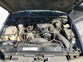 2002 GMC Sonoma SLS with VIN 1GTCS19W428200047, listed as a Copart auction lot 77114984 with 154,131 mi miles and Clean Title. Bid and sale history available at carsss.com. Image 11.