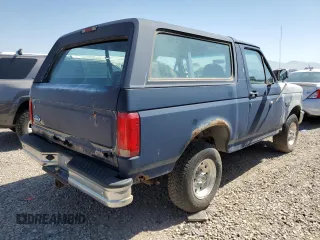 1993 Ford Bronco Eddie Bauer with VIN 1FMEU15N2PLA72536, listed as a Copart auction lot 63647275 with 1,317,804 mi miles and Clean title. Bid and sale history available at DreamBid. Image 3.