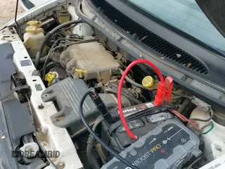 1998 Dodge Caravan Sport z VIN 2B4GP4438WR787782, wystawiony jako IAAI lot #41385563 z przebiegiem 199 358 mil mil oraz . Historia ofert i sprzedaży dostępna na DreamBid. Obrazek 13.