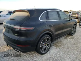 2019 Porsche Cayenne E-Hybrid Hybrid z VIN WP1AE2AY8KDA51813, wystawiony jako Copart lot #61815212 z przebiegiem Nie podano mil oraz . Historia ofert i sprzedaży dostępna na DreamBid. Obrazek 4.