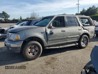 1999 Ford Expedition XLT z VIN 1FMPU18L2XLC36497, wystawiony jako Copart lot #50654425 z przebiegiem Nie podano mil oraz Szkoda całkowita • Salvage title. Historia ofert i sprzedaży dostępna na DreamBid. Obrazek 1.