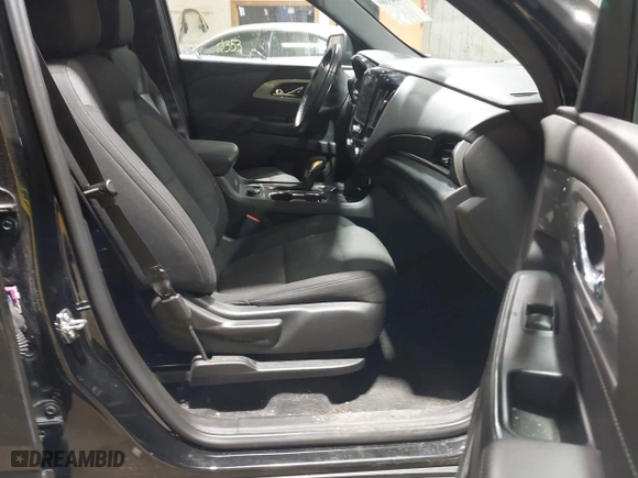 2022 Chevrolet Traverse LT Cloth with VIN 1GNEVGKW8NJ180273, listed as a IAAI auction lot 41843389 with 40,908 mi miles. Bid and sale history available at carsss.com. Image 5.