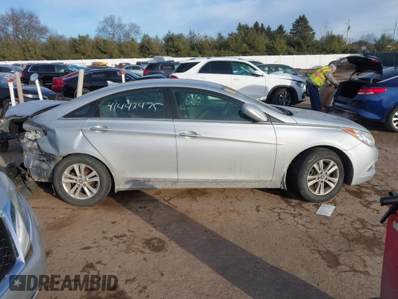 2011 Hyundai Sonata GLS with VIN 5NPEB4AC6BH281548, listed as a IAAI auction lot 41442475 with 129,665 mi miles and . Bid and sale history available at carsss.com. Image 13.