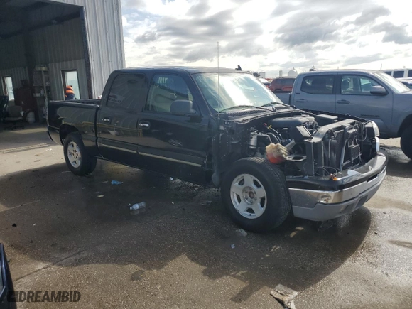 2006 Chevrolet Silverado 1500 LT1 with VIN 2GCEC13T361192679, listed as a Copart auction lot 46678595 with 204,718 mi miles and Salvage Title. Bid and sale history available at carsss.com. Image 4.