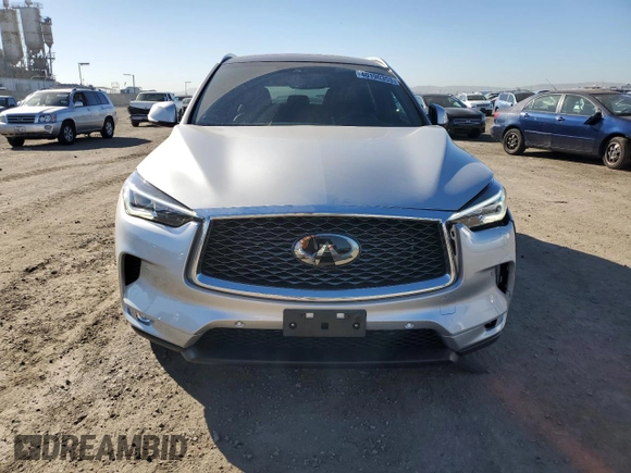2019 Infiniti QX50 LUXE with VIN 3PCAJ5M15KF128241, listed as a Copart auction lot 40190353 with 36,153 mi miles. Bid and sale history available at carsss.com. Image 5.