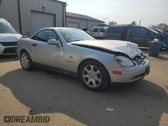 1999 Mercedes-Benz SLK-Class with VIN WDBKK47F9XF127582, listed as a Copart auction lot 71345494 with 187,302 mi miles and Salvage Title. Bid and sale history available at carsss.com. Image 4.