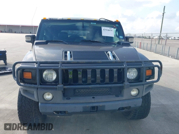 2006 Hummer H2 with VIN 5GRGN23U66H120601, listed as a IAAI auction lot 41524634 with 155,003 mi miles. Bid and sale history available at carsss.com. Image 6.