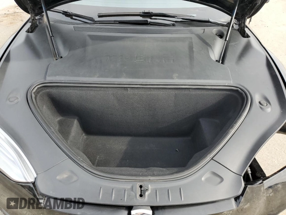 2020 Tesla Model S Performance with VIN 5YJSA1E49LF390948, listed as a Copart auction lot 47313715 with 95,143 mi miles and Salvage title. Bid and sale history available at DreamBid. Image 12.