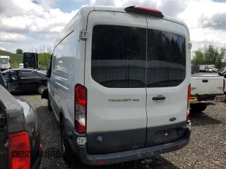2018 Ford Transit z VIN 1FTYR2CMXJKA85664, wystawiony jako Copart lot #62708365 z przebiegiem Nie podano mil oraz Szkoda całkowita • Salvage title. Historia ofert i sprzedaży dostępna na DreamBid. Obrazek 2.