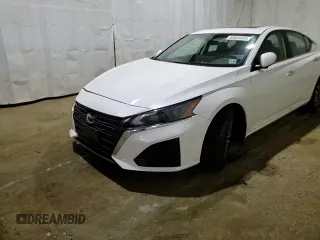 2024 Nissan Altima 2.5 SV with VIN 1N4BL4DV4RN318982, listed as a Copart auction lot 45954455 with 14,454 mi miles and Salvage Title. Bid and sale history available at carsss.com. Image 11.