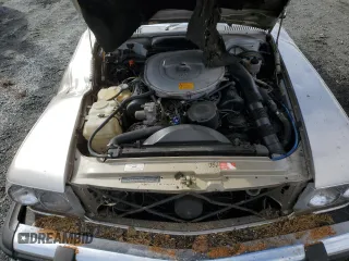 1986 Mercedes-Benz 560 SL with VIN WDBBA48D1GA040918, listed as a Copart auction lot 79708704 with 121,310 mi miles and Salvage Title. Bid and sale history available at DreamBid. Image 11.