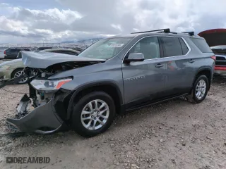 2018 Chevrolet Traverse LT Cloth with VIN 1GNEVGKWXJJ134986, listed as a Copart auction lot 49014745 with 86,961 mi miles and Salvage Title. Bid and sale history available at carsss.com. Image 1.