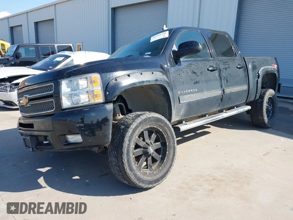 2012 Chevrolet Silverado 1500 LT with VIN 3GCPKSE71CG230592, listed as a IAAI auction lot 41941448 with 241,368 mi miles and . Bid and sale history available at DreamBid. Image 18.