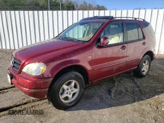 2000 Mercedes-Benz M-Class with VIN 4JGAB54E2YA215799, listed as a Copart auction lot 44352735 with 178,269 mi miles and Clean Title. Bid and sale history available at carsss.com. Image 1.