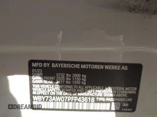 2023 BMW i4 eDrive40 z VIN WBY73AW07PFP43618, wystawiony jako IAAI lot #41366523 z przebiegiem Nie podano mil oraz . Historia ofert i sprzedaży dostępna na DreamBid. Obrazek 8.