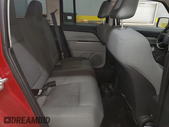 2007 Jeep Patriot Sport with VIN 1J8FT28W67D358205, listed as a Copart auction lot 52323215 with 133,212 mi miles and Salvage Title. Bid and sale history available at DreamBid. Image 11.