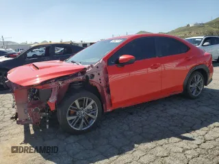 2022 Subaru WRX z VIN JF1VBAB69N8014825, wystawiony jako Copart lot #49662115 z przebiegiem 57 363 mil mil oraz Szkody całkowita. Historia ofert i sprzedaży dostępna na DreamBid. Obrazek 1.