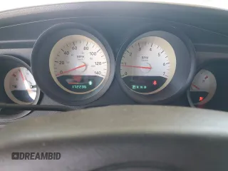 2007 Dodge Charger z VIN 2B3KA43G27H864237, wystawiony jako Copart lot #56039375 z przebiegiem 172 236 mil mil oraz Czysty tytuł • Clean title. Historia ofert i sprzedaży dostępna na DreamBid. Obrazek 9.