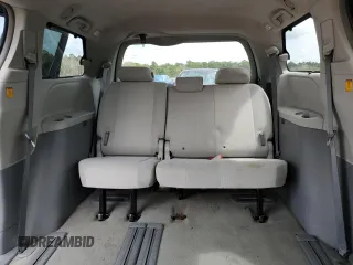 2012 Toyota Sienna LE AAS with VIN 5TDKK3DC7CS212274, listed as a Copart auction lot 70333984 with 0 mi miles and Salvage Title. Bid and sale history available at carsss.com. Image 10.
