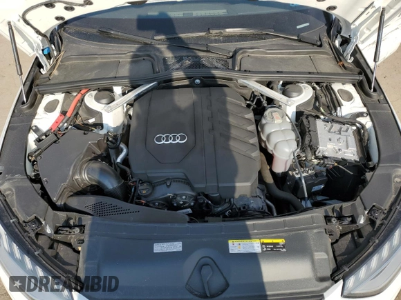 2021 Audi A4 S line Premium Plus z VIN WAUEAAF40MN003702, wystawiony jako Copart lot #47108135 z przebiegiem Nie podano mil oraz Szkoda całkowita • Salvage title. Historia ofert i sprzedaży dostępna na DreamBid. Obrazek 13.