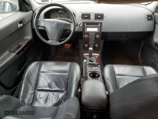 2005 Volvo V50 with VIN YV1MW390752049559, listed as a Copart auction lot 87244364 with 127,789 mi miles and Clean Title. Bid and sale history available at carsss.com. Image 8.