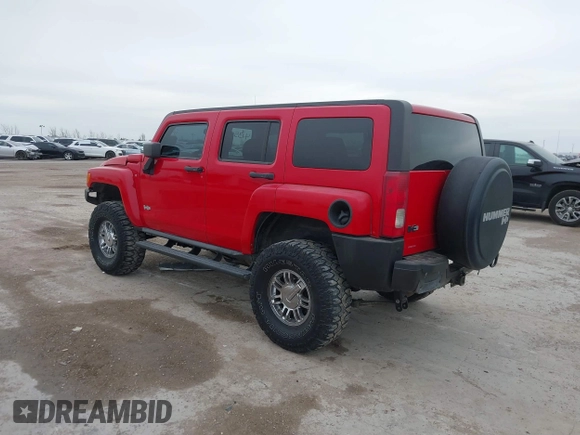 2007 Hummer H3 SUV with VIN 5GTDN13E778150501, listed as a IAAI auction lot 41435427 with 181,185 mi miles. Bid and sale history available at carsss.com. Image 3.