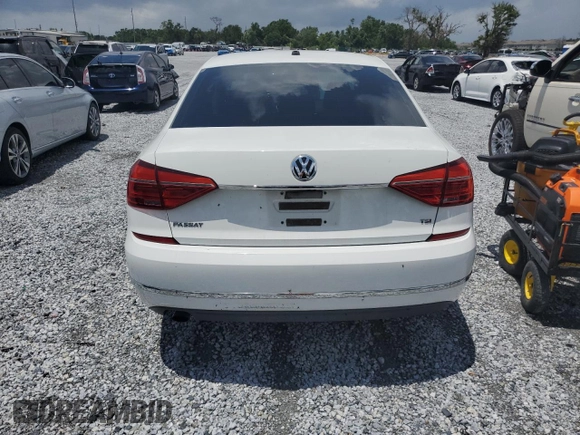 2016 Volkswagen Passat S with VIN 1VWAT7A32GC057139, listed as a Copart auction lot 58906035 with 80,558 mi miles and Salvage title. Bid and sale history available at DreamBid. Image 6.