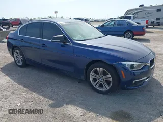 2018 BMW 3 Series 330i z VIN WBA8B9C58JEE81712, wystawiony jako IAAI lot #42009370 z przebiegiem 103 113 mil mil oraz . Historia ofert i sprzedaży dostępna na DreamBid. Obrazek 1.