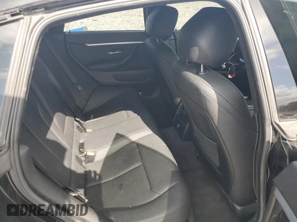 2018 BMW 4 Series 430i z VIN WBA4J1C5XJBG76540, wystawiony jako Copart lot #59963235 z przebiegiem 70 593 mil mil oraz Szkoda całkowita • Salvage title. Historia ofert i sprzedaży dostępna na DreamBid. Obrazek 10.
