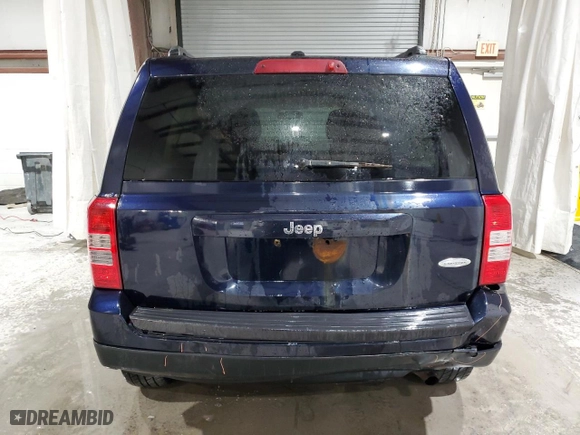2011 Jeep Patriot Latitude with VIN 1J4NT1GB1BD103492, listed as a Copart auction lot 49987815 with 172,266 mi miles and Salvage Title. Bid and sale history available at carsss.com. Image 6.