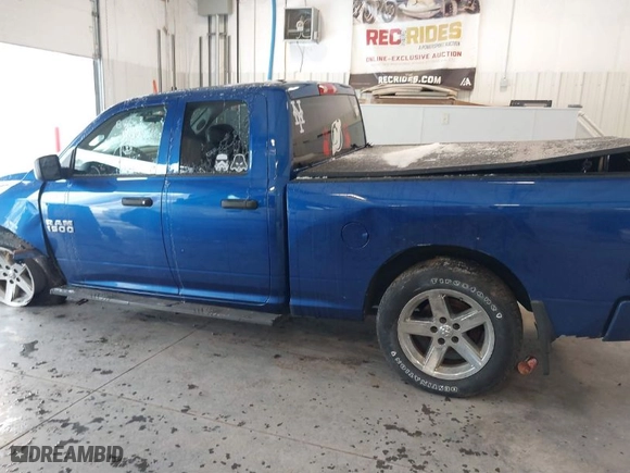 2018 Ram 1500 Express with VIN 1C6RR7FG0JS263922, listed as a IAAI auction lot 41379871 with 66,426 mi miles. Bid and sale history available at carsss.com. Image 14.