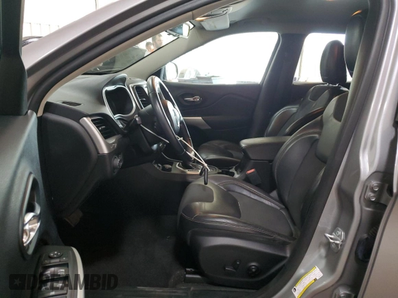 2018 Jeep Cherokee Latitude Plus with VIN 1C4PJMLBXJD562725, listed as a Copart auction lot 59078715 with 118,461 mi miles and Salvage title. Bid and sale history available at DreamBid. Image 7.
