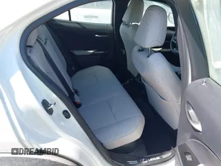 2021 Lexus UX with VIN JTHP9JBH4M2044900, listed as a IAAI auction lot 40543882 with 1 mi miles. Bid and sale history available at carsss.com. Image 8.