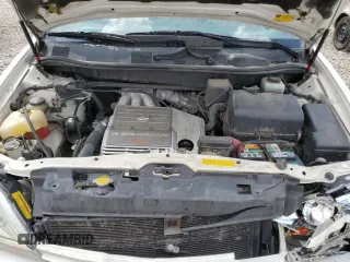 2002 Lexus RX 300 with VIN JTJGF10U620139619, listed as a Copart auction lot 71085684 with 218,040 mi miles and Salvage Title. Bid and sale history available at carsss.com. Image 12.