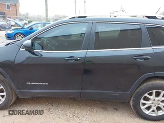 2014 Jeep Cherokee Latitude with VIN 1C4PJLCB4EW175236, listed as a IAAI auction lot 40788919 with 174,324 mi miles and . Bid and sale history available at DreamBid. Image 14.