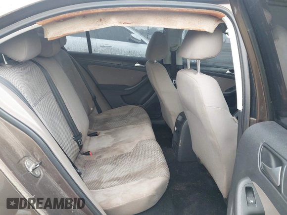 2012 Volkswagen Jetta S with VIN 3VW2K7AJ7CM391388, listed as a IAAI auction lot 42256440 with 178,344 mi miles and . Bid and sale history available at DreamBid. Image 8.