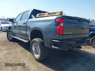 2020 Chevrolet Silverado 1500 LT Trail Boss with VIN 3GCPYFEDXLG148856, listed as a IAAI auction lot 41542925 with 131,119 mi miles. Bid and sale history available at carsss.com. Image 3.