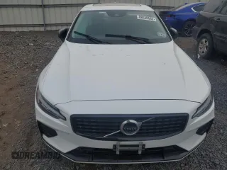 2022 Volvo S60 Momentum with VIN 7JRL12TZ5NG160844, listed as a Copart auction lot 88530585 with 0 mi miles and Salvage Title. Bid and sale history available at carsss.com. Image 7.