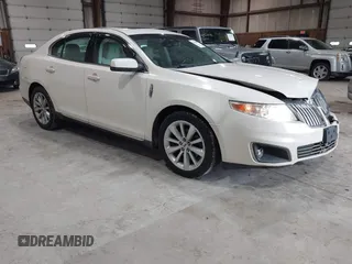 2009 Lincoln MKS z VIN 1LNHM93R09G619039, wystawiony jako IAAI lot #42364505 z przebiegiem 249 313 mil mil oraz . Historia ofert i sprzedaży dostępna na DreamBid. Obrazek 1.