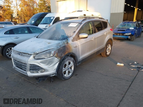 2014 Ford Escape SE с VIN 1FMCU0GX4EUA64221, выставлен на аукционе IAAI как лот 41425001 с пробегом Не указан миль и . История ставок и продаж доступна на DreamBid. Изображение 2.
