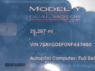 2022 Tesla Model Y Performance with VIN 7SAYGDEF0NF447460, listed as a IAAI auction lot 41670250 with 28,287 mi miles. Bid and sale history available at carsss.com. Image 16.